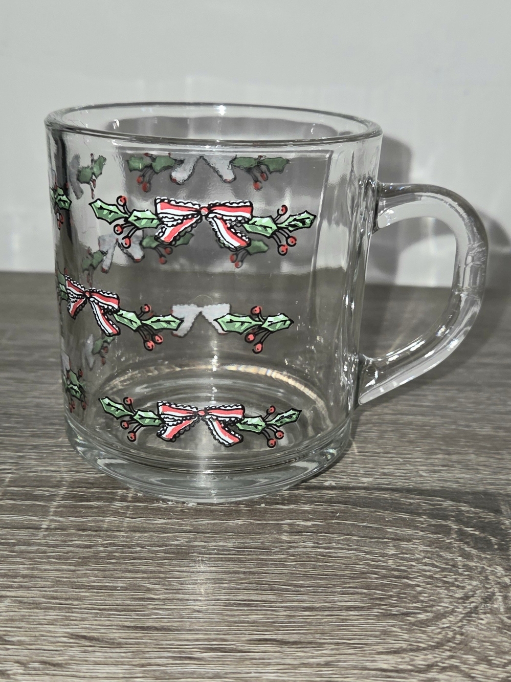 Vintage Anchor Hocking Holly Bow Christmas Tea Coffee Nog Glass Mug 8oz.
